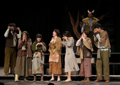 Karşıyakalı Tiyatroculardan İzleyici Rekoru