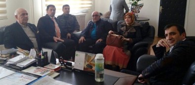 Kent Konseyi'nden Kahramanlara Sevgi Paketi