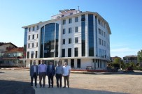 Tunç, Öğretmenevinde İncelemelerde Bulundu