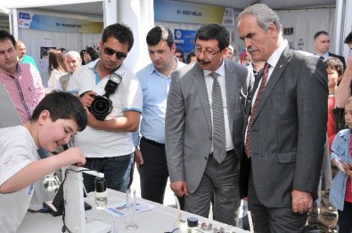 Bu Şenlikte Sadece Bilim Konuşulacak