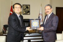 FEN FAKÜLTESİ - Kore Cumhuriyeti Büyükelçilik Müsteşarı Jijoon Kim, Rektör Güven'i Ziyaret Etti