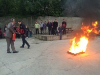 YANGIN TATBİKATI - Tersane Sitesi Sakinlerinden Tatbikat