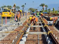 CEMAL GÜRSEL - Tramvayda İki Güzel Haber