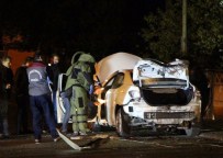 İNŞAAT MALZEMESİ - Bolu'da İkiz Plaka Otomobil Fünye İle Patlatıldı