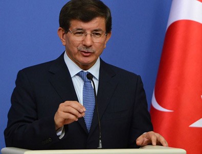 Başbakan Davutoğlu: Meydanlarımız inşallah 1 Mayıs'ı barış içinde kutlayacak