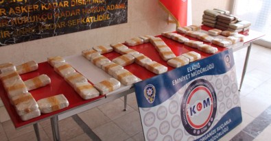 Ev Eşyası Taşıyan Kamyonda 45 Kilo Eroin Yakalandı