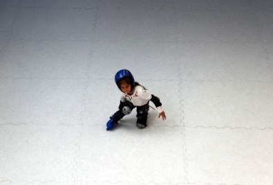 Köy Çocukları Buz Pateniyle Tanıştı