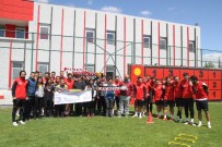 ENDÜSTRI MESLEK LISESI - Siyah Kırmızılılar Trabzon Maçının Hazırlıklarını Sürdürüyor