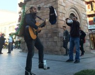 TEK Kişilik Orkestra