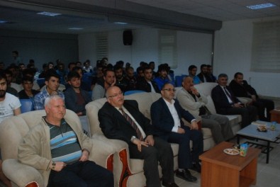 Tokat'ta 'Tevhid Işığında Toplumsal Vahdet' Konferansı