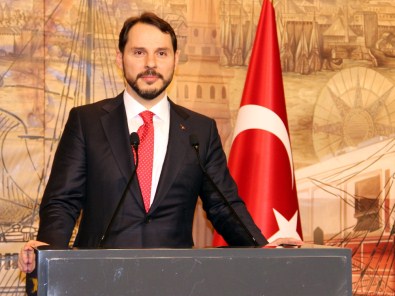 Bakan Albayrak: Bu enerjinizi Ermenistan'a harcayın, Türkiye'ye daha büyük hizmet verirsiniz