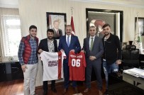 LEVENT KıLıÇ - Başarılı Takımdan Akgül'e Ziyaret