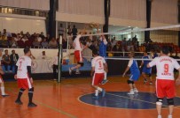 AHMET GAZI KAYA - Kaymakamlık Kupasının Şampiyonu Kahta Belediyesi Voleybol Takımı Oldu
