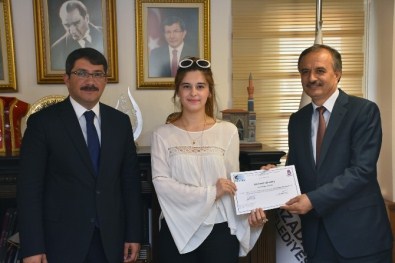 Manisalı Genç Girişimciler Sertifikalarını Aldı