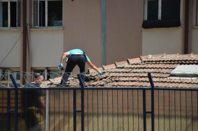 Diyarbakır'da Askeri Binaya El Yapımı Patlayıcı Atıldı