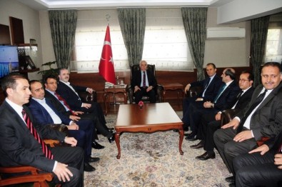 Ekonomi Bakanı Elitaş Van'da