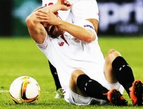 SEVILLA - Yeşil sahada talihsiz sakatlık