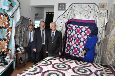 Mudanya BUSMEK Yıl Sonu Sergisini Açtı