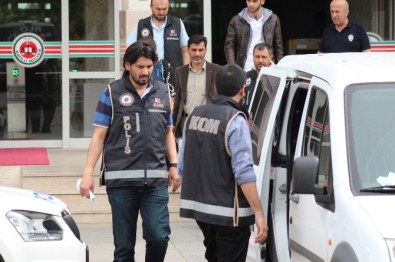 Villada Oluşturulan Gizli Uyuşturucu Zulası Ortaya Çıkarıldı Açıklaması 3 Tutuklama