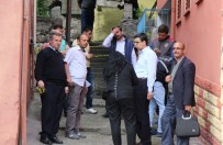 Yine Kadın Cinayeti Açıklaması 10 Yerinden Bıçakladı !