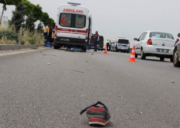 Küçük Ömer'den geriye ayakkabısı kaldı