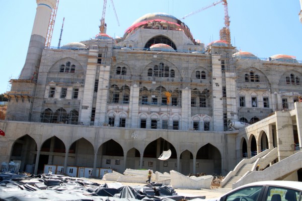 Çamlıca Camii'nin dev kubbesinin yapımına başlandı