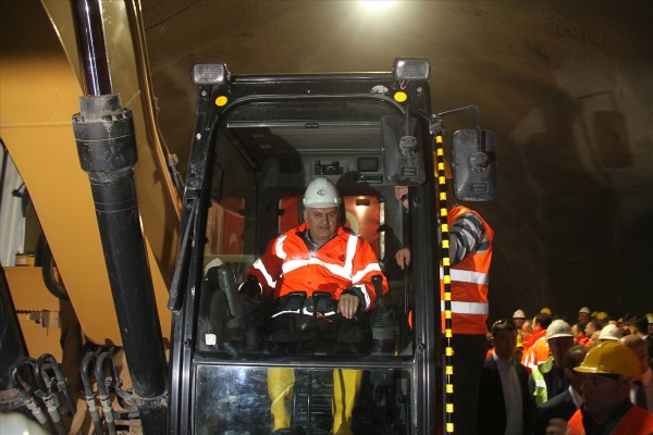 Ilgaz Dağı tünelinde 'Işık Göründü'