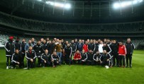 SOHBET TOPLANTISI - Beşiktaşlı Futbolcular Vodafone Arena'yı Gexdi