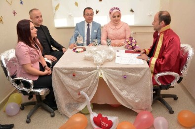 Gönüllü Eğitmenler Gönüllerini Birleştirdi