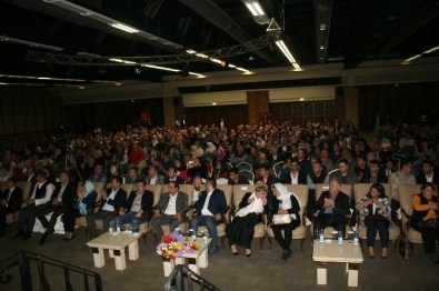 Marmaris'te Şehitler İçin Okutulan Kuran Tilaveti'ne 2 Bin Kişi Katıldı