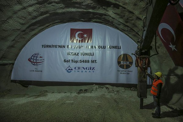 Ilgaz Tüneli 'Işık Göründü' Töreni