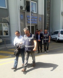 Ankara'dan İzmir'e Define İçin Geldiler, Defineyi Bulmadan Birbirlerine Girdiler