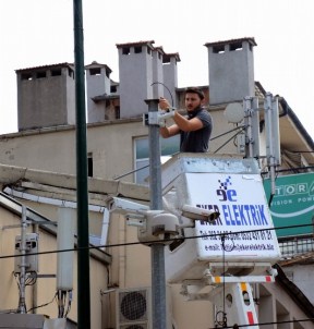 Canlı Bomba Patladı, MOBESE Sayısı 2 Bin 500'E Çıkarılıyor