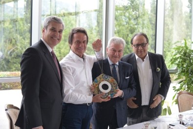 Demirtaş Açıklaması 'Türkiye'nin Üretim Üssü Olması İçin 10 Vestel'e Daha İhtiyaç Var'