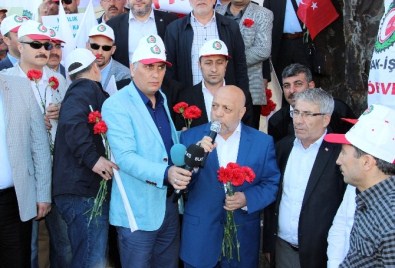 Hak-İş, Kazancı Yokuşu'na Karanfil Bıraktı