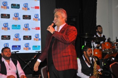 İzmir'de Yıldızlar Geçidi