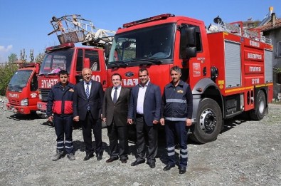 Üzümlü Belediyesine Yeni İtfaiye Aracı