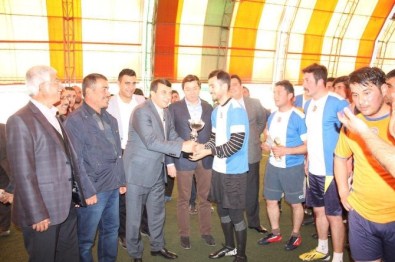 AK Parti Gençlik Kolları Futbol Turnuvası Sona Erdi