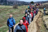 Bahar Yürüyüşleri Karagöl'le Başladı