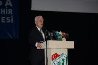 Bakambu Transferinde Skandal Olay