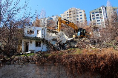 Çankaya Belediyesi Kaçak Yapıya İzin Vermiyor