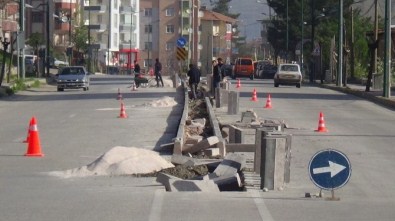 U Dönüşü Kazalarının Yaşandığı Yolda Önlem