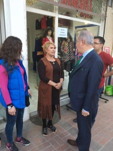 Başkan Kara Esnafı Ziyaret Etti