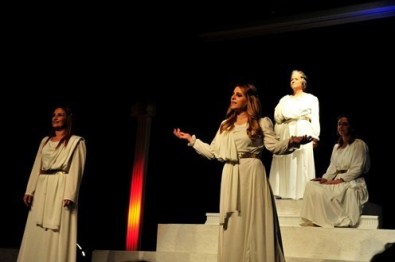 'Ben Anadolu' Adlı Oyun Sahnelendi