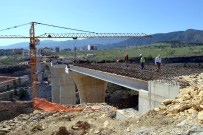 TIRMANMA DUVARI - Kanyon Köprü Ayaklarının İnşaatı Bitti