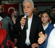 NIHAT HATIPOĞLU - Nihat Hatipoğlu Konferansında İzdiham