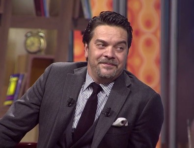 Oya Aydoğan: Beyazıt Öztürk cimri