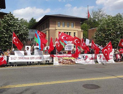 Washington'da 10 bin kişi Türkiye için yürüyecek