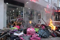 Yakılan Kitabevi Davasında 3 Tutuklu Sanıktan 1'İ Tahliye Edildi