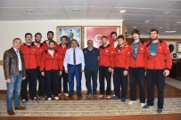 MEHMET DEMIR - Başkan Alıcık'dan Aydın Sportif Basketbol Takımına Destek